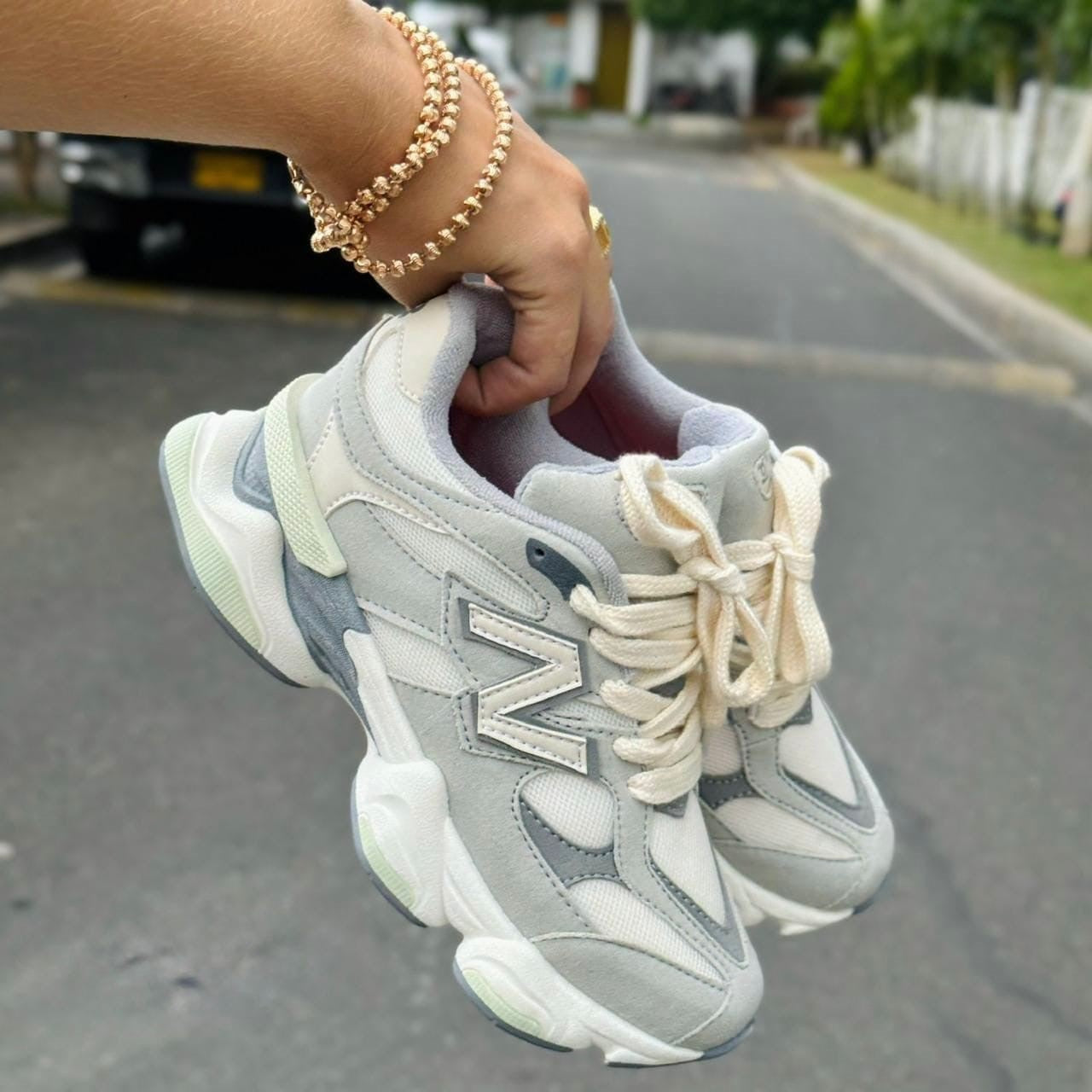 Tenis New Balance 9060 Dama